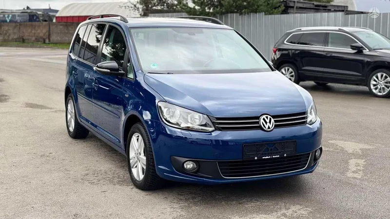 Volkswagen Touran - 1