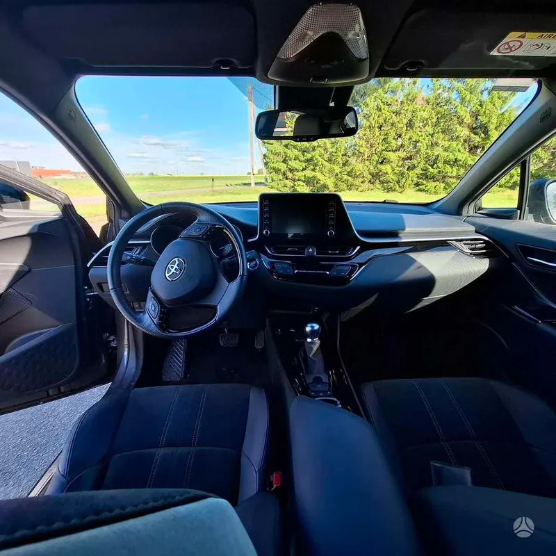 Toyota C-HR - 1