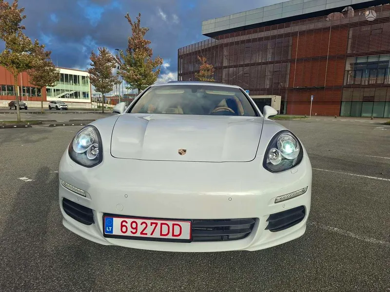 Porsche Porsche Panamera