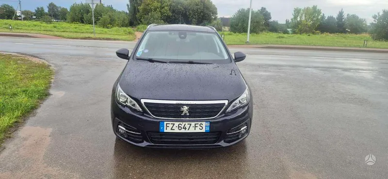 Peugeot 308 - 1