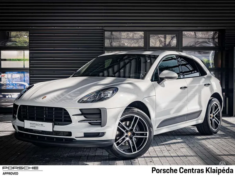 Porsche Macan - 1
