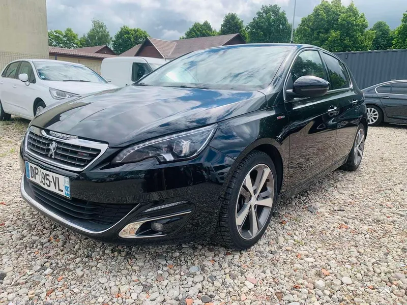 Peugeot 308 - 1