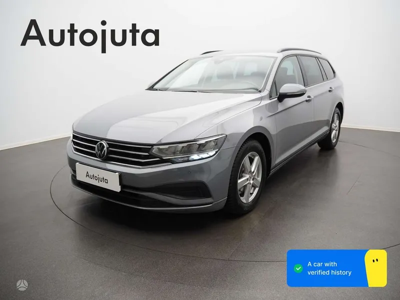 Volkswagen Passat - 1
