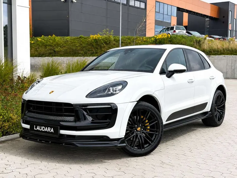 Porsche Macan - 1