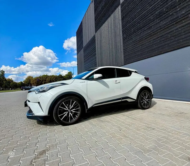 Toyota C-HR - 1