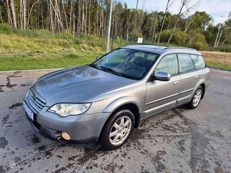 Subaru Outback - 1