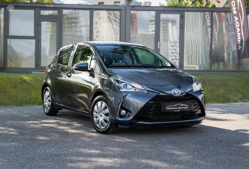Toyota Yaris - 1