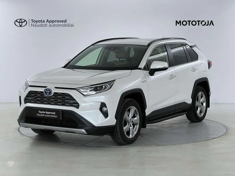 Toyota RAV4 - 1