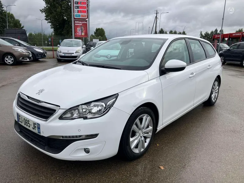 Peugeot 308 - 1