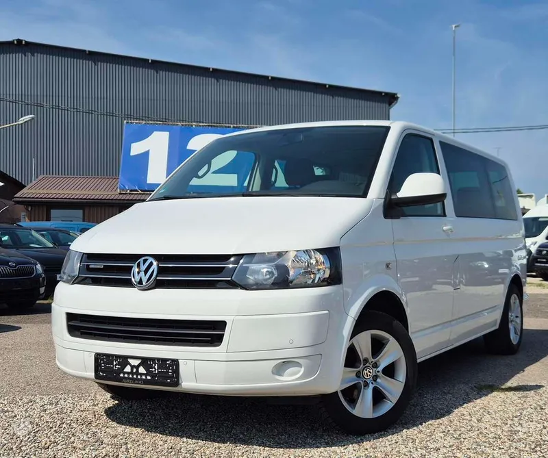 Volkswagen Multivan - 1