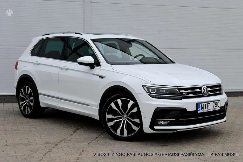 Volkswagen Tiguan - 1