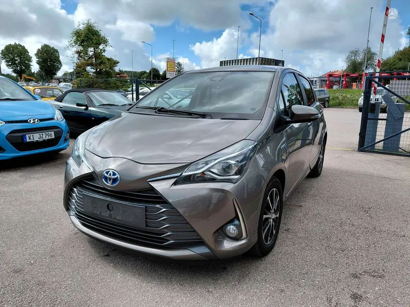 Toyota Yaris - 1