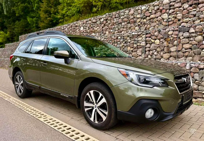 Subaru Outback - 1