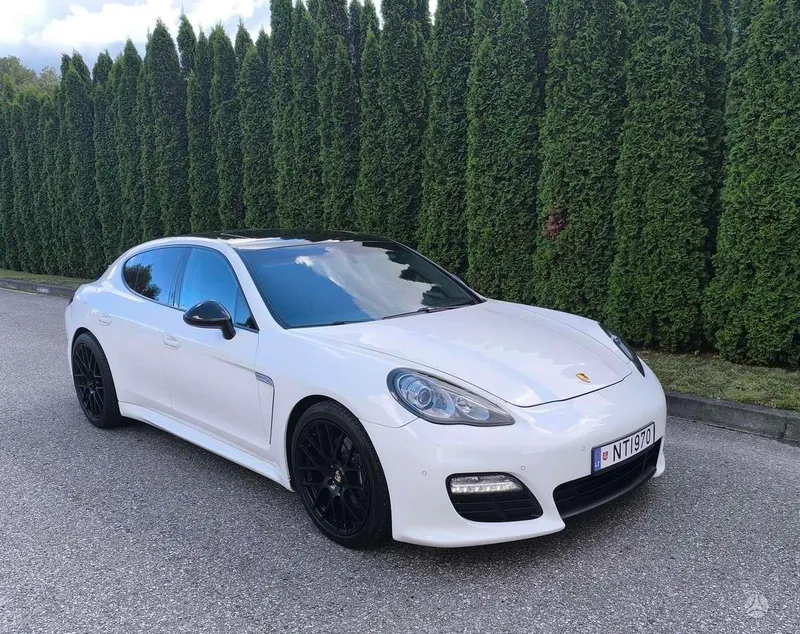 Porsche Porsche Panamera