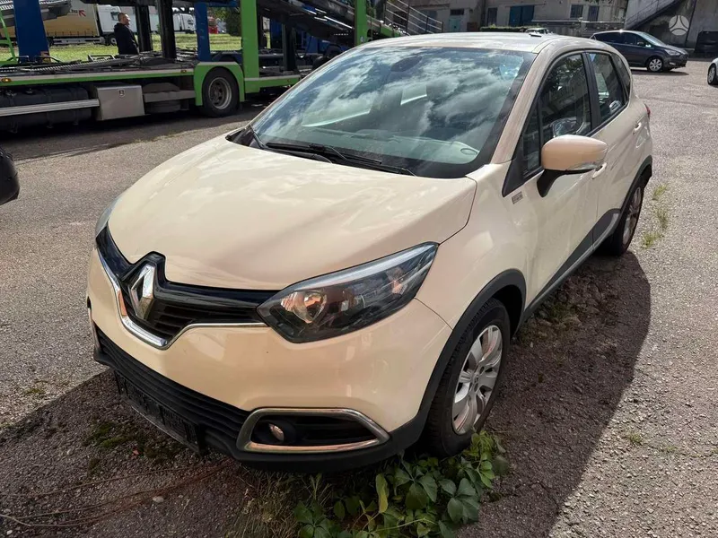 Renault Captur - 1