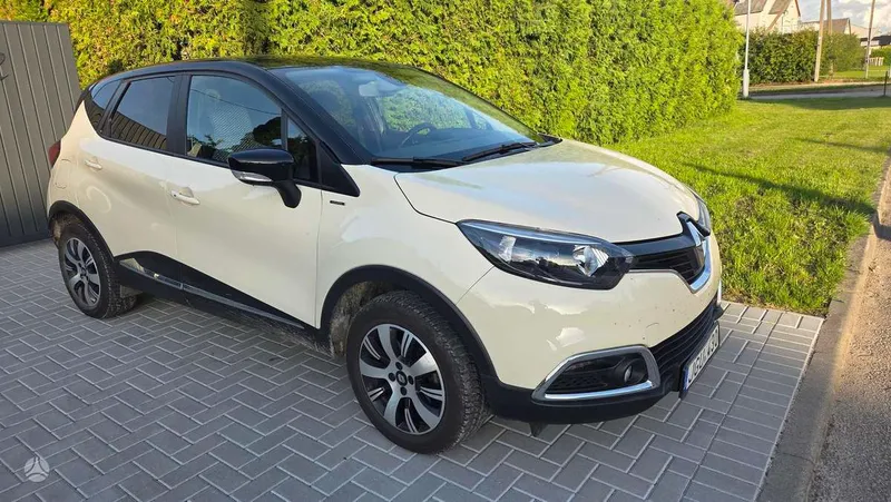 Renault Captur - 1