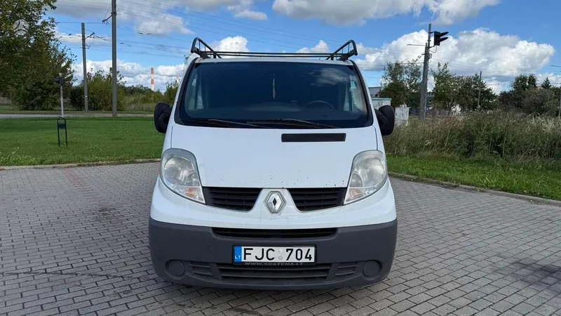 Renault Trafic - 1