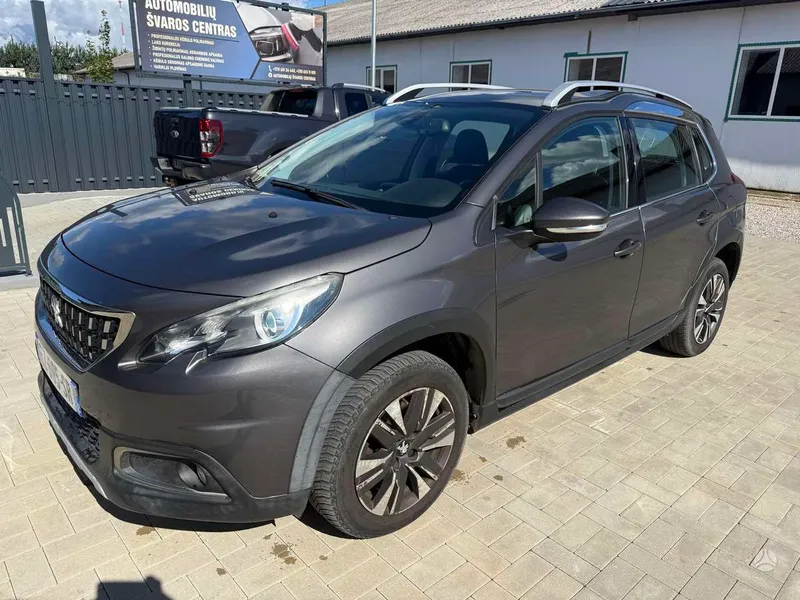 Peugeot 2008 - 1