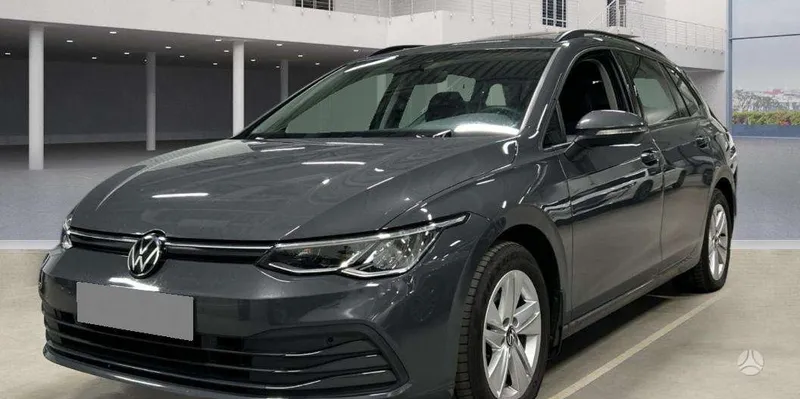 Volkswagen Golf - 1