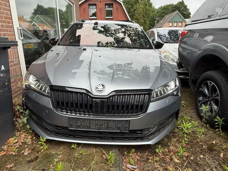Škoda Superb - 1