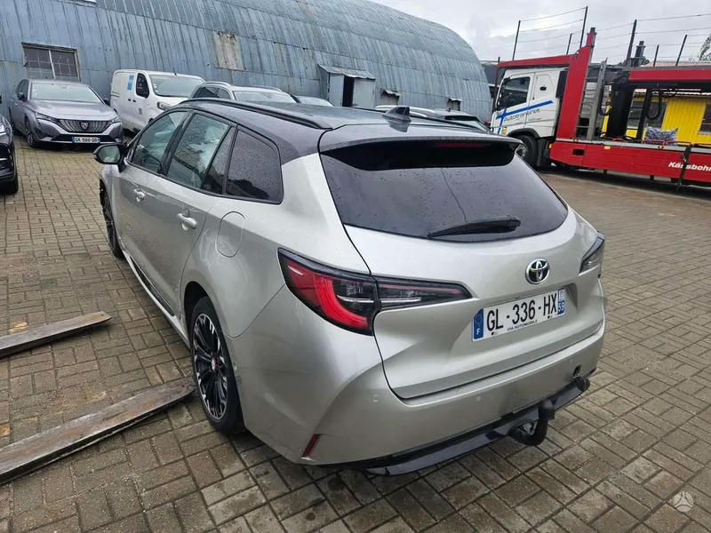 Toyota Corolla - 1