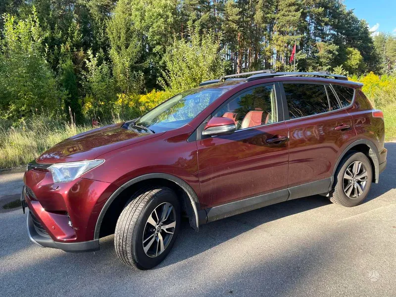 Toyota RAV4 - 1
