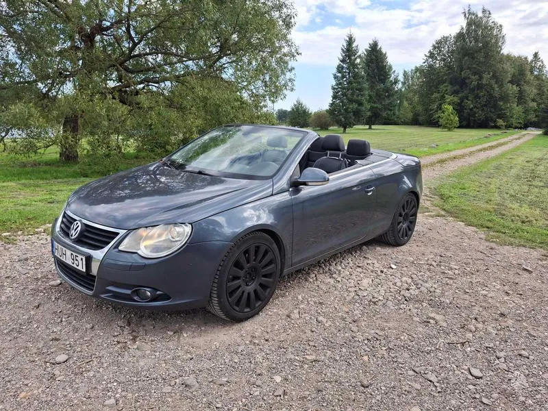 Volkswagen Eos - 1