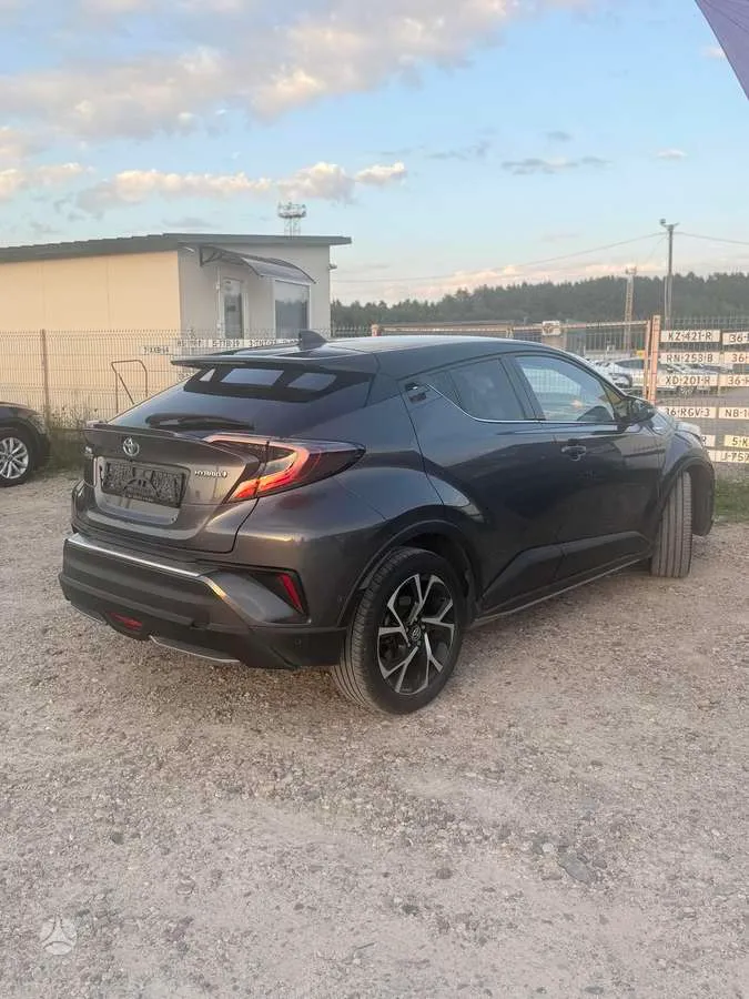 Toyota Toyota C-HR