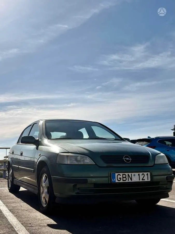 Opel Astra - 1