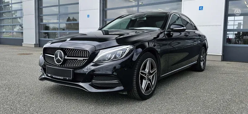 Mercedes-Benz C220 - 1