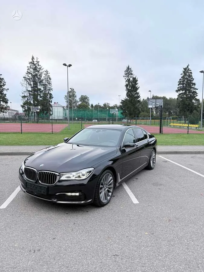 BMW BMW 740
