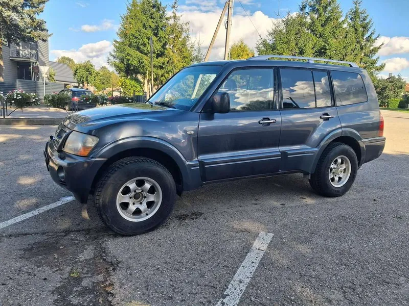 Mitsubishi Mitsubishi Pajero