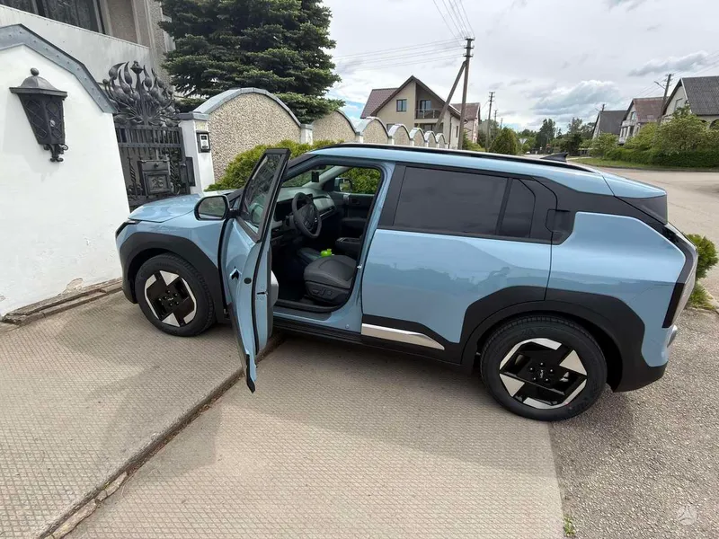 KIA KIA EV3