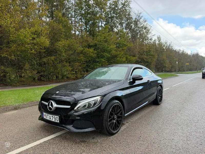 Mercedes-Benz C200 - 1