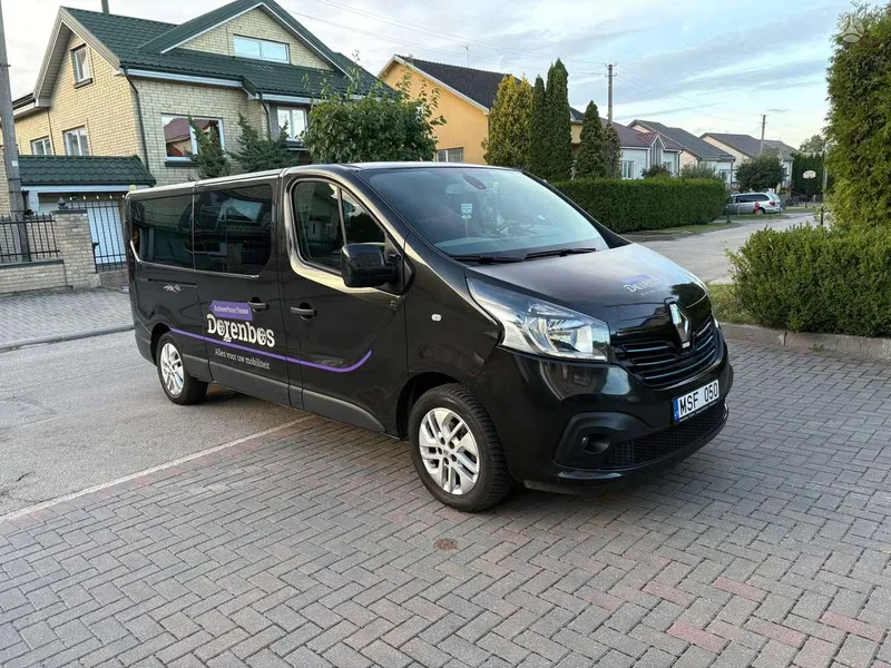 Renault Trafic - 1
