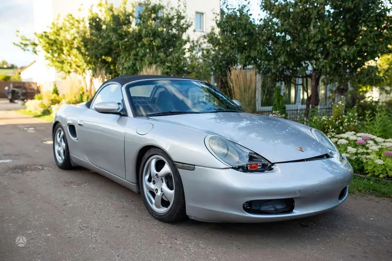 Porsche Boxster - 1