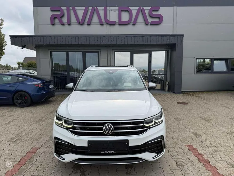 Volkswagen Tiguan Allspace - 1