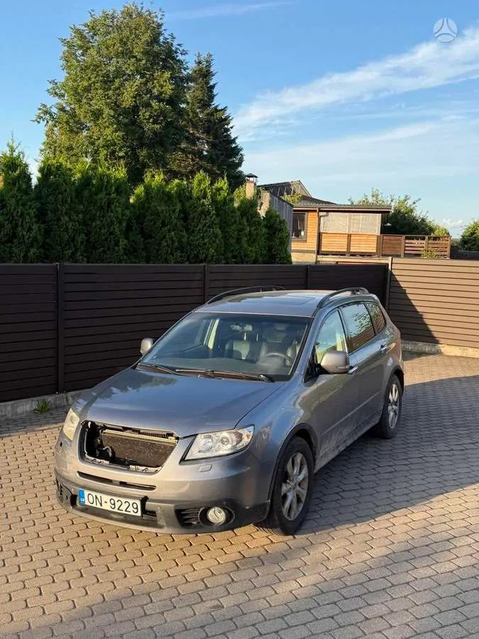 Subaru Tribeca - 1