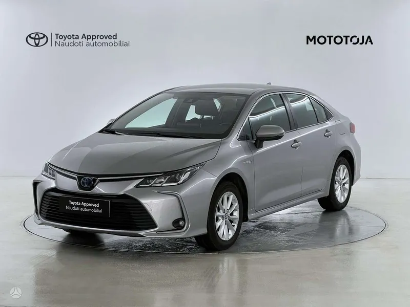 Toyota Corolla - 1