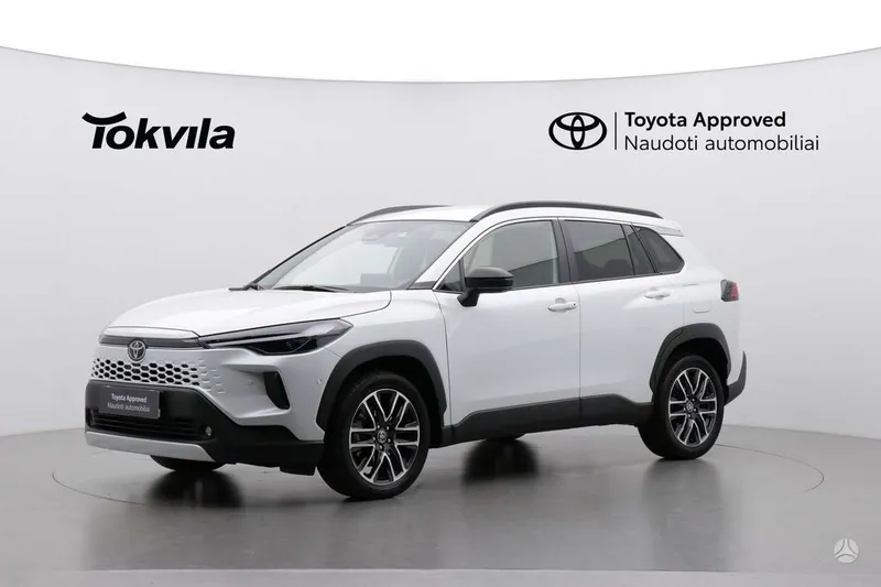 Toyota Corolla Cross - 1