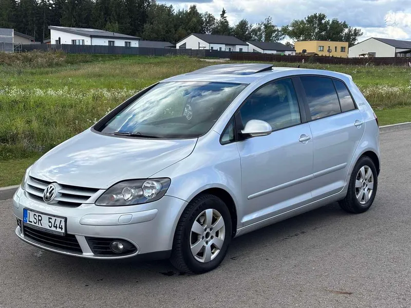 Volkswagen Golf Plus - 1