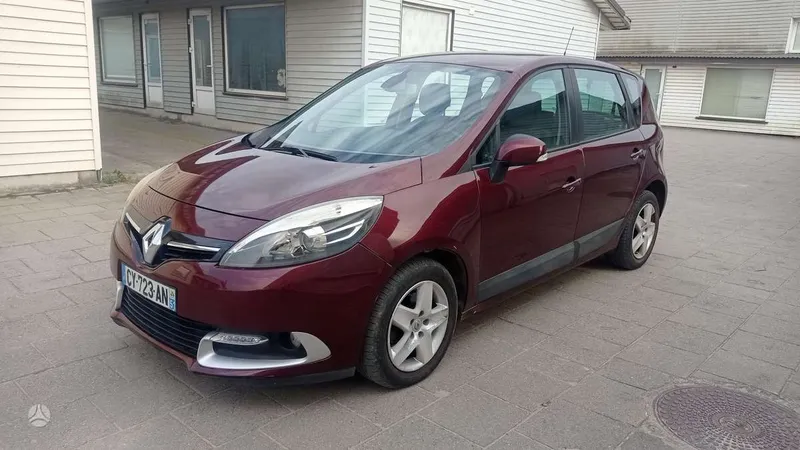 Renault Scenic - 1