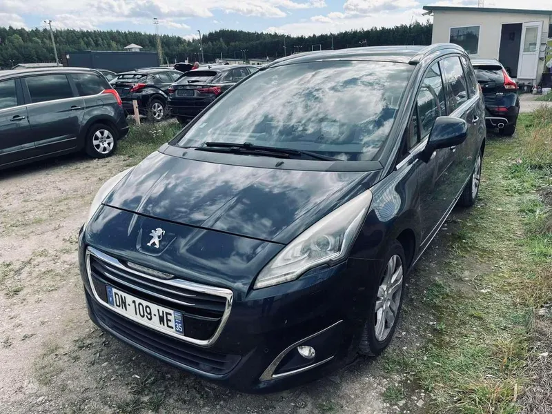 Peugeot 5008 - 1