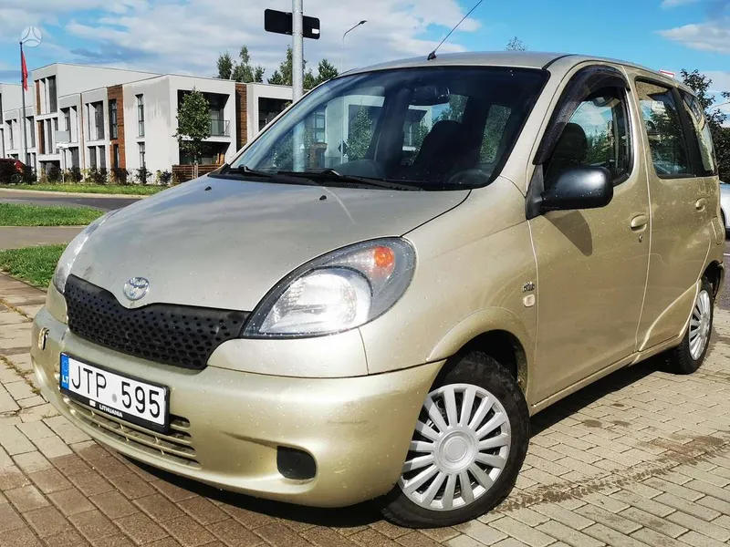 Toyota Toyota Yaris Verso
