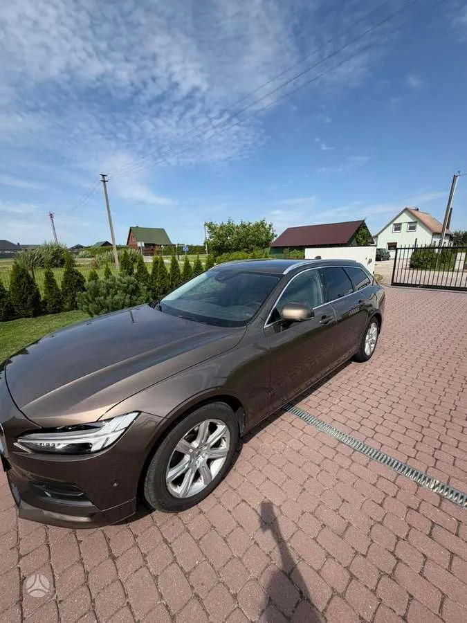 Volvo Volvo V90