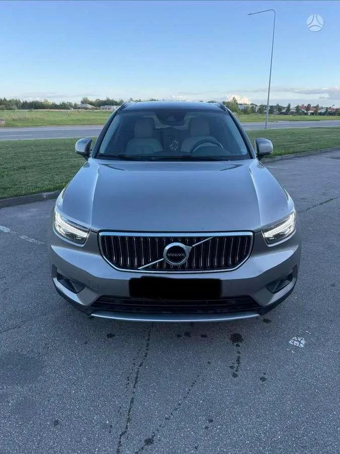 Volvo XC40 - 1