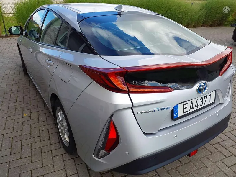 Toyota Prius Prime - 1
