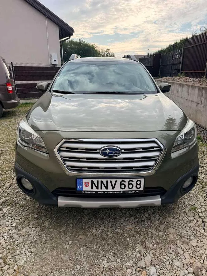 Subaru Outback - 1