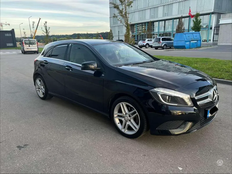 Mercedes-Benz Mercedes-Benz A220