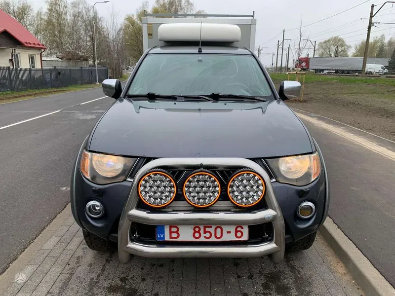 Mitsubishi Mitsubishi L200